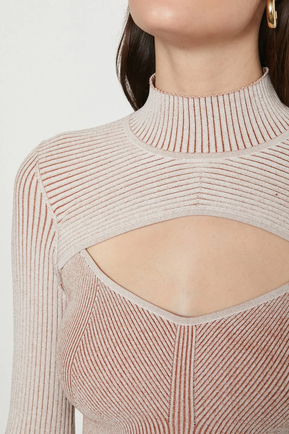 Bailey 44 Jillian Mock Neck Sweater Top in To Be Me Crème