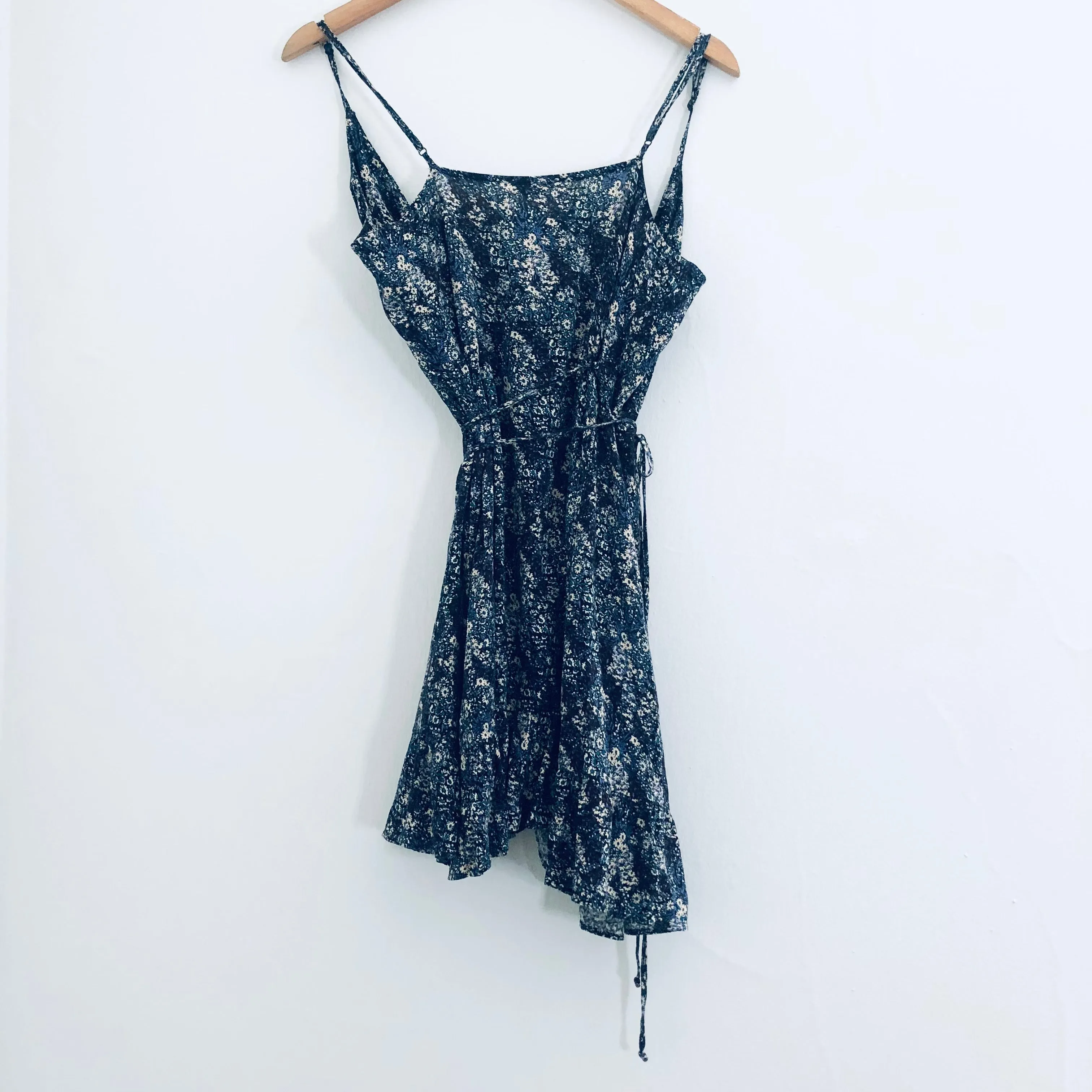 Free People Wrap Dress Ruffled Edge Size Small