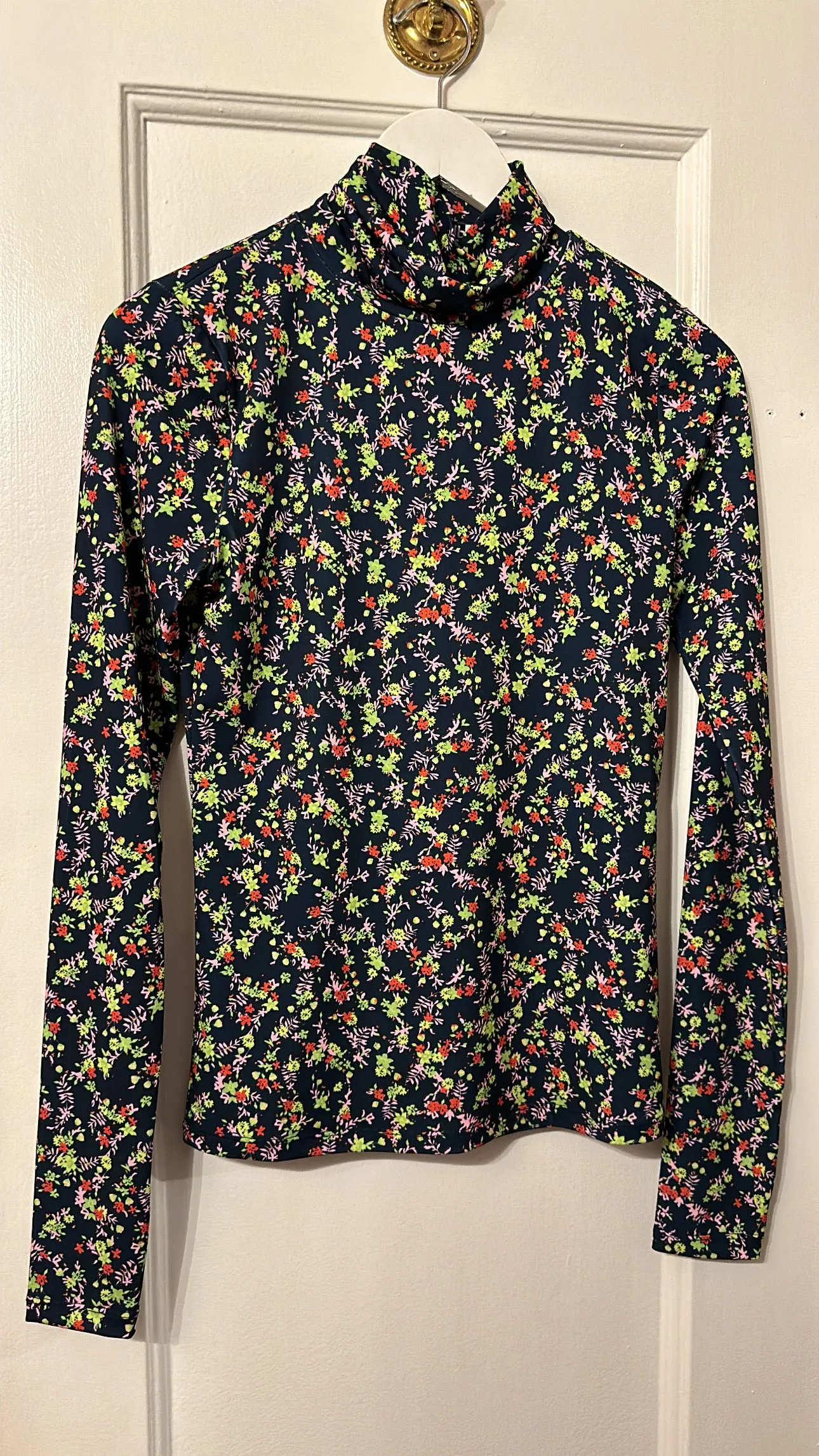 'Haisy' Floral Print Turtleneck Top