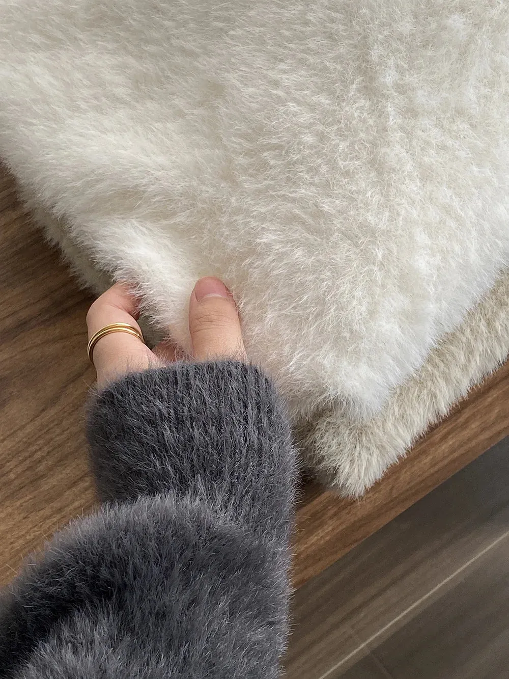 [Korean Style] 3 Colors Loose Fit Fluffy Pullover Sweater