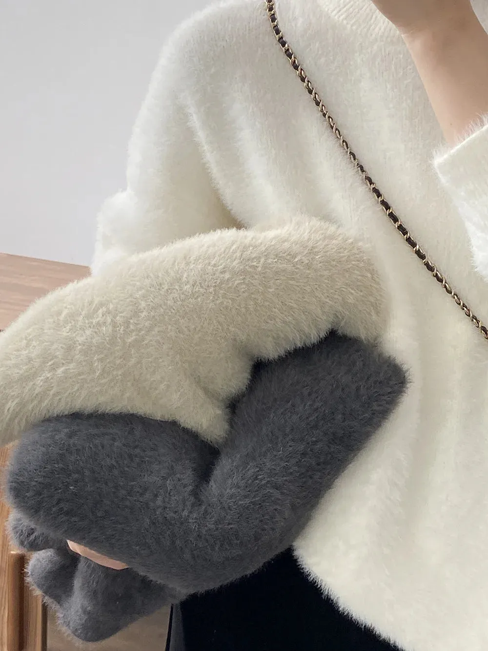 [Korean Style] 3 Colors Loose Fit Fluffy Pullover Sweater