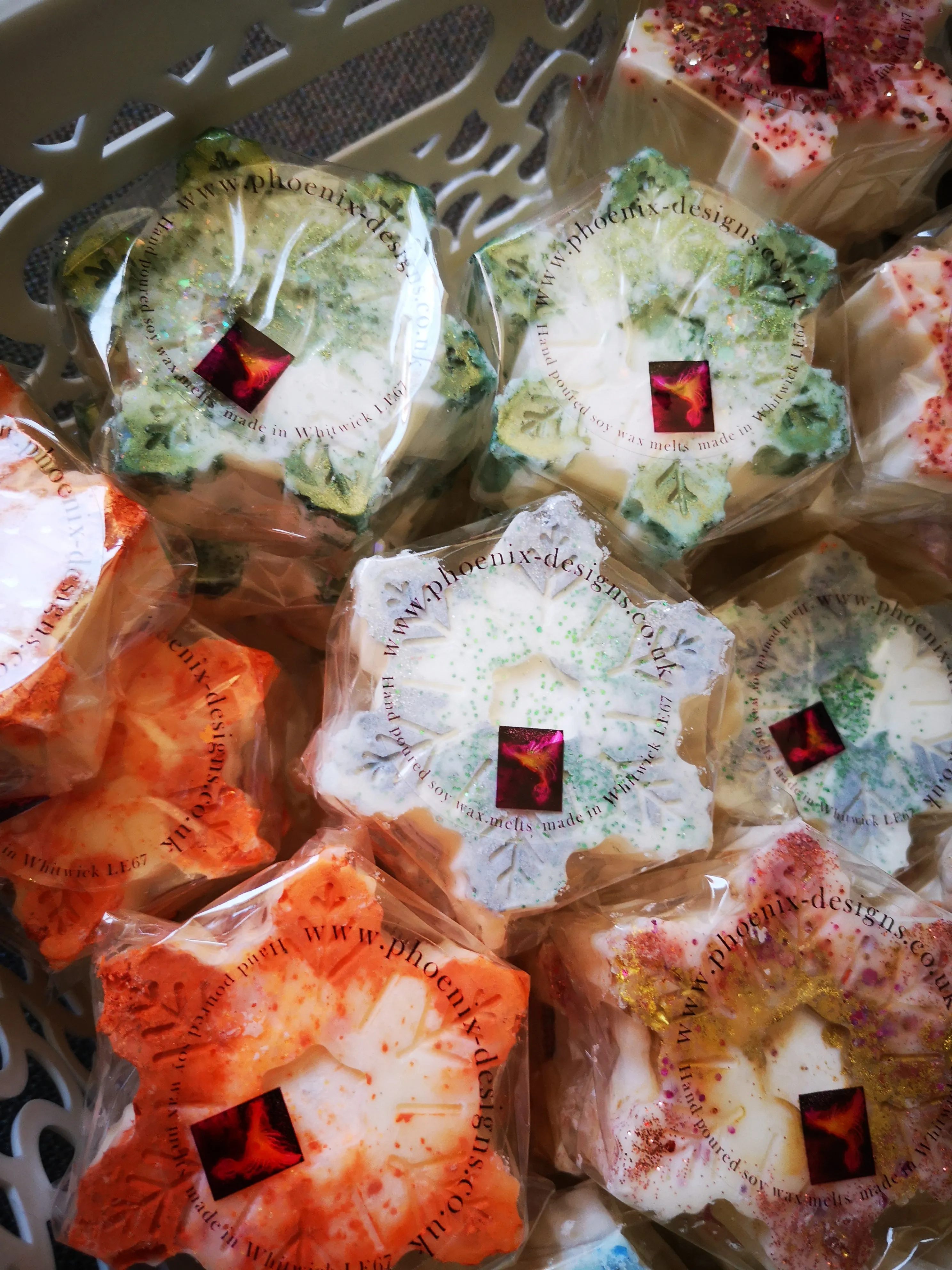 Large seasonally scented snowflake melt, limited edition 75g approx.